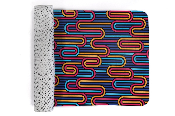 Kilimas Spalvingi retro geometriniai raštai