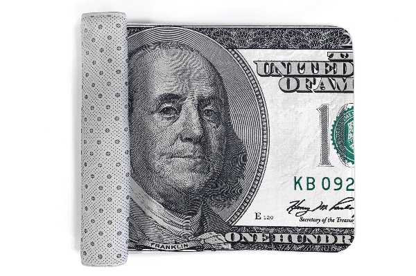 Kilimas 100 JAV dolerių banknotas