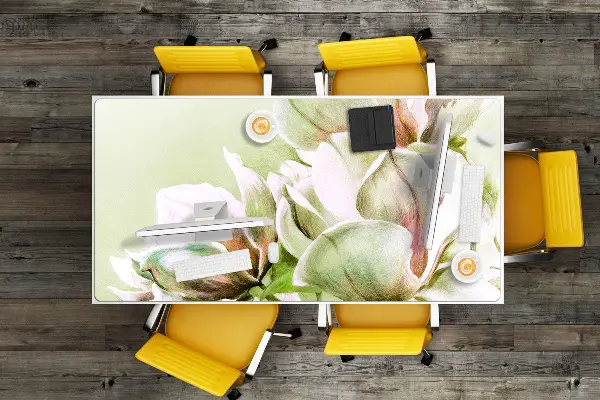 Patiesalas ant darbo stalo Magnolijos žiedai