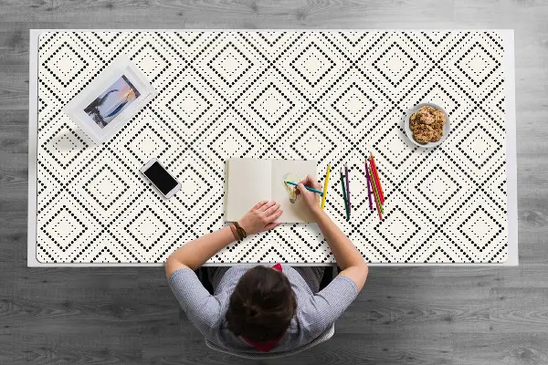Stalo patiesalas Geometrinis raštas