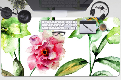 Patiesalas ant darbo stalo Pavasario gėlės