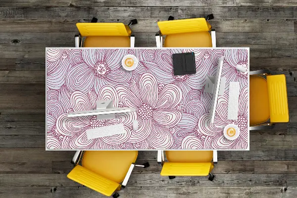 Stalo patiesalas Doodle gėlės
