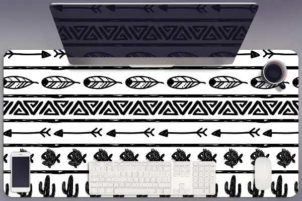 Patiesalas ant stalo Boho juoda ir balta