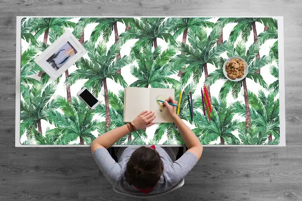 Patiesalas ant darbo stalo Tropinės palmės