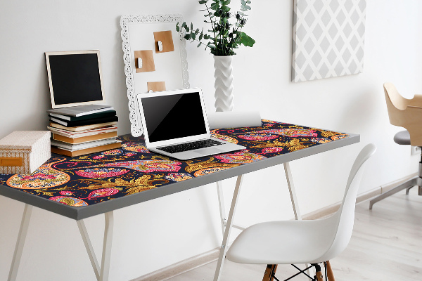 Patiesalas ant stalo Spalvinga Paisley