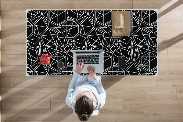 Stalo patiesalas Geometrinės formos