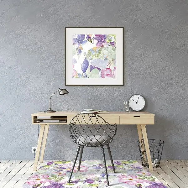 Kilimėlis po kėde Violetinės gėlės