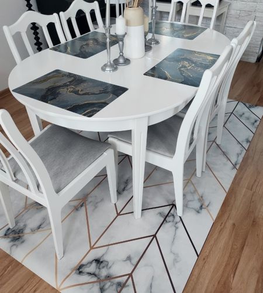 kilimas po valgomojo stalu