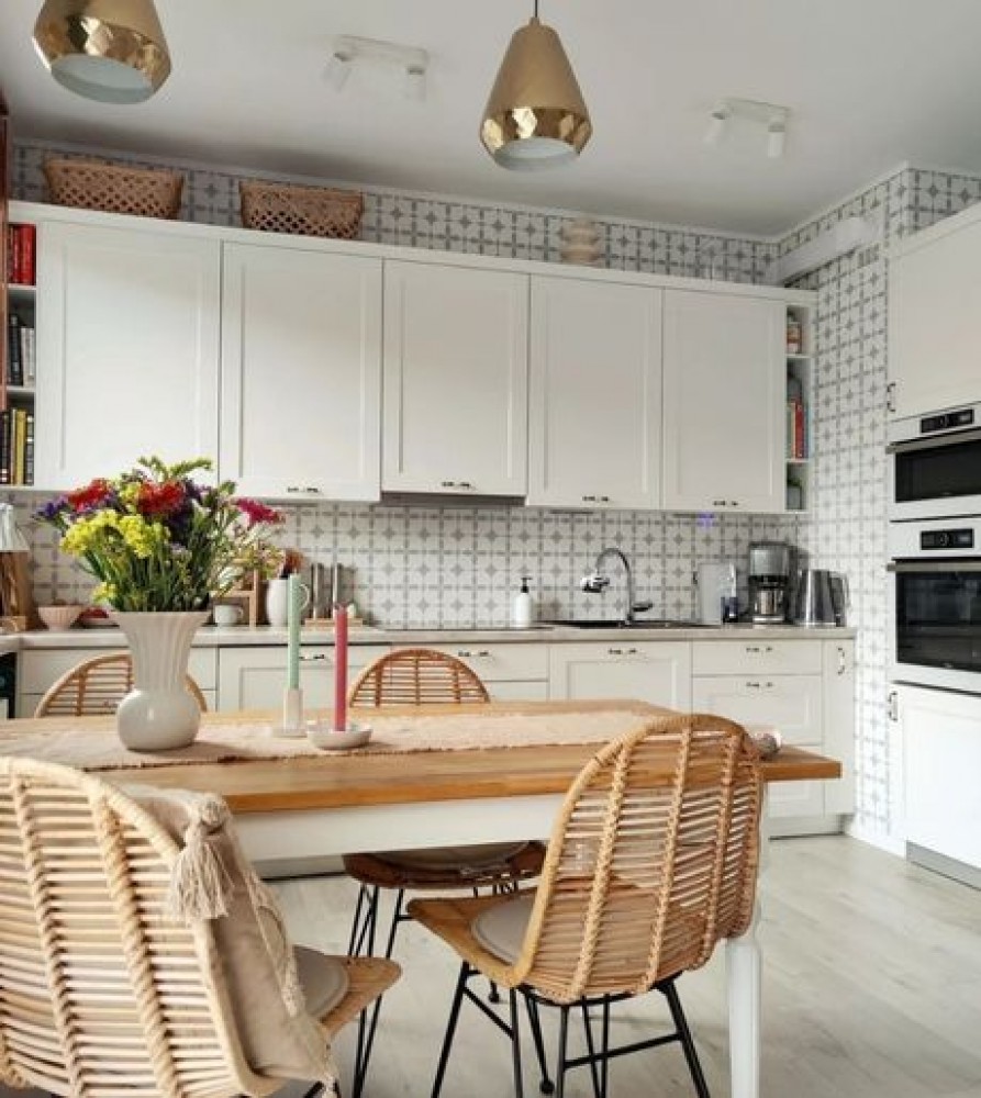 Lipniųjų vinilinių plytelių montavimas