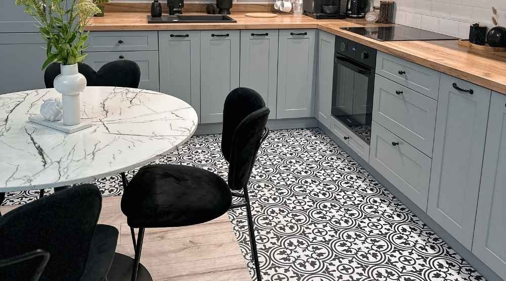 kaip dengti senas plyteles